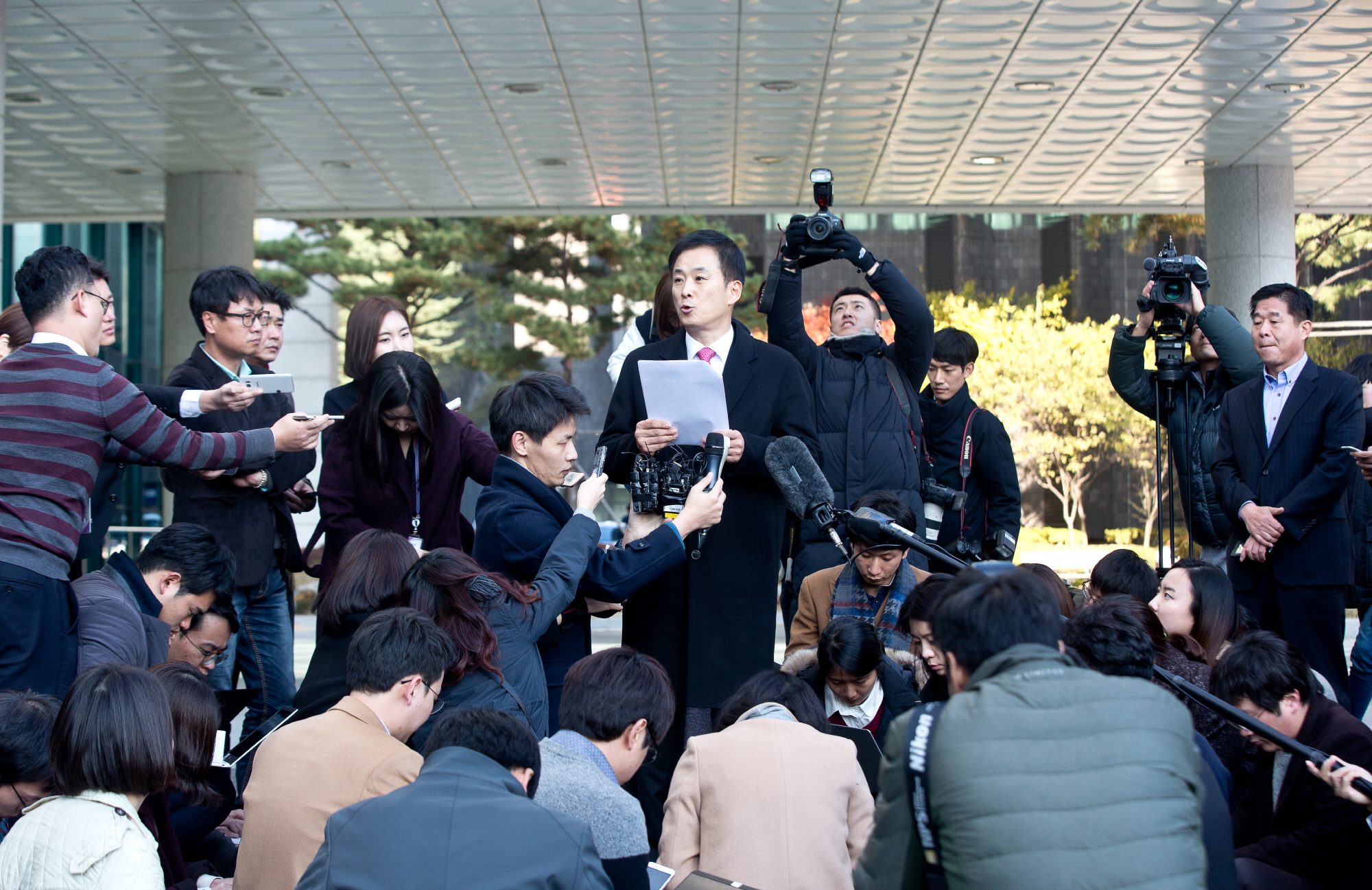 유영하;유영하 변호사;유영하 기자회견