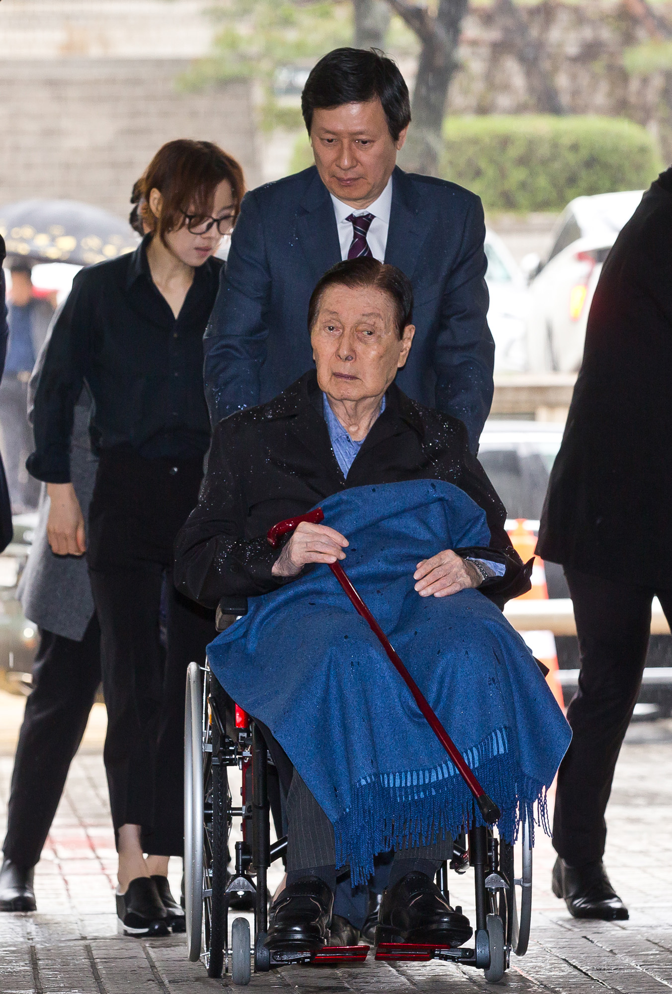 사회/경제/기업/비리/롯데총수일가첫정식재판/
