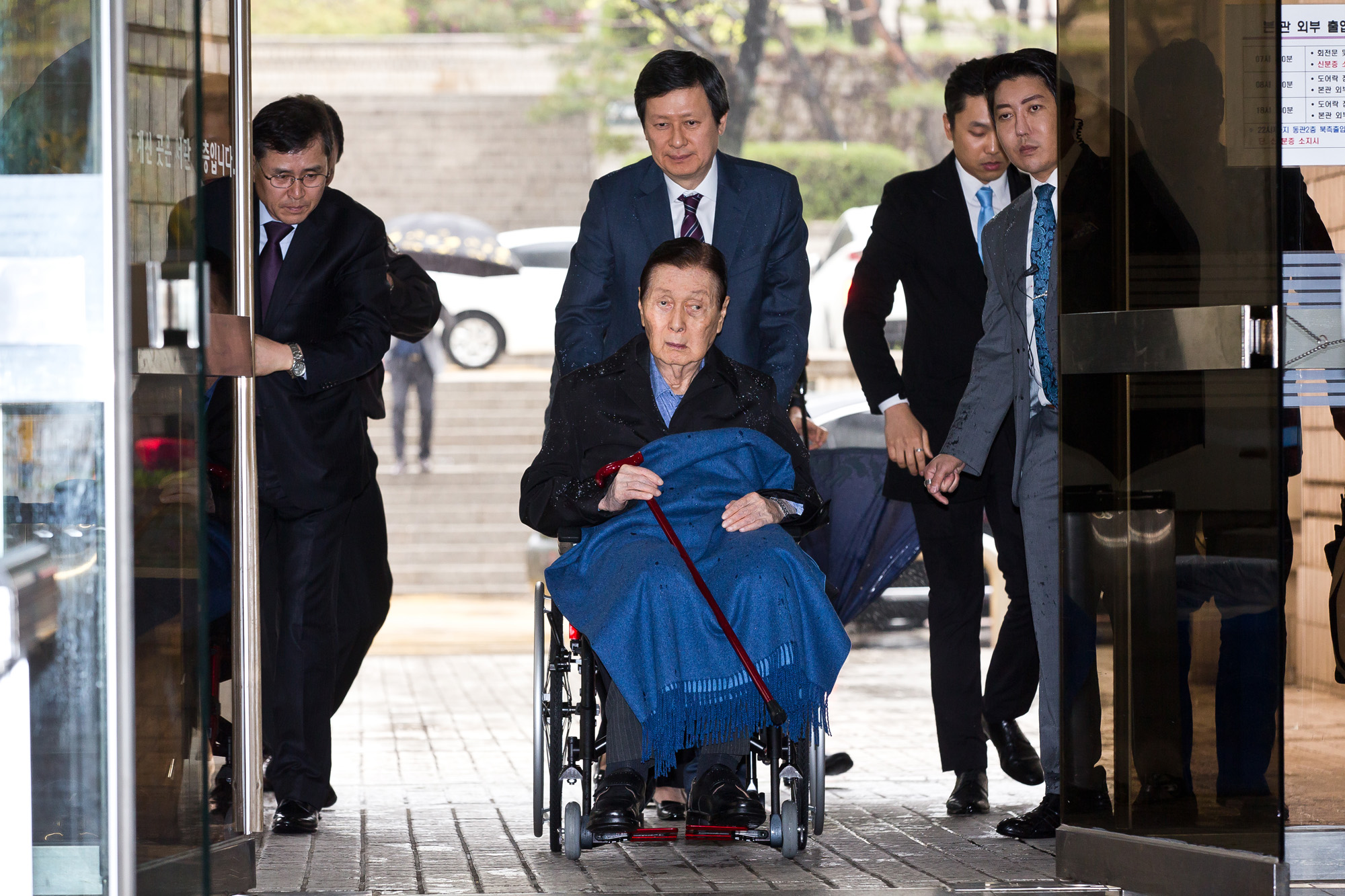 사회/경제/기업/비리/롯데총수일가첫정식재판/