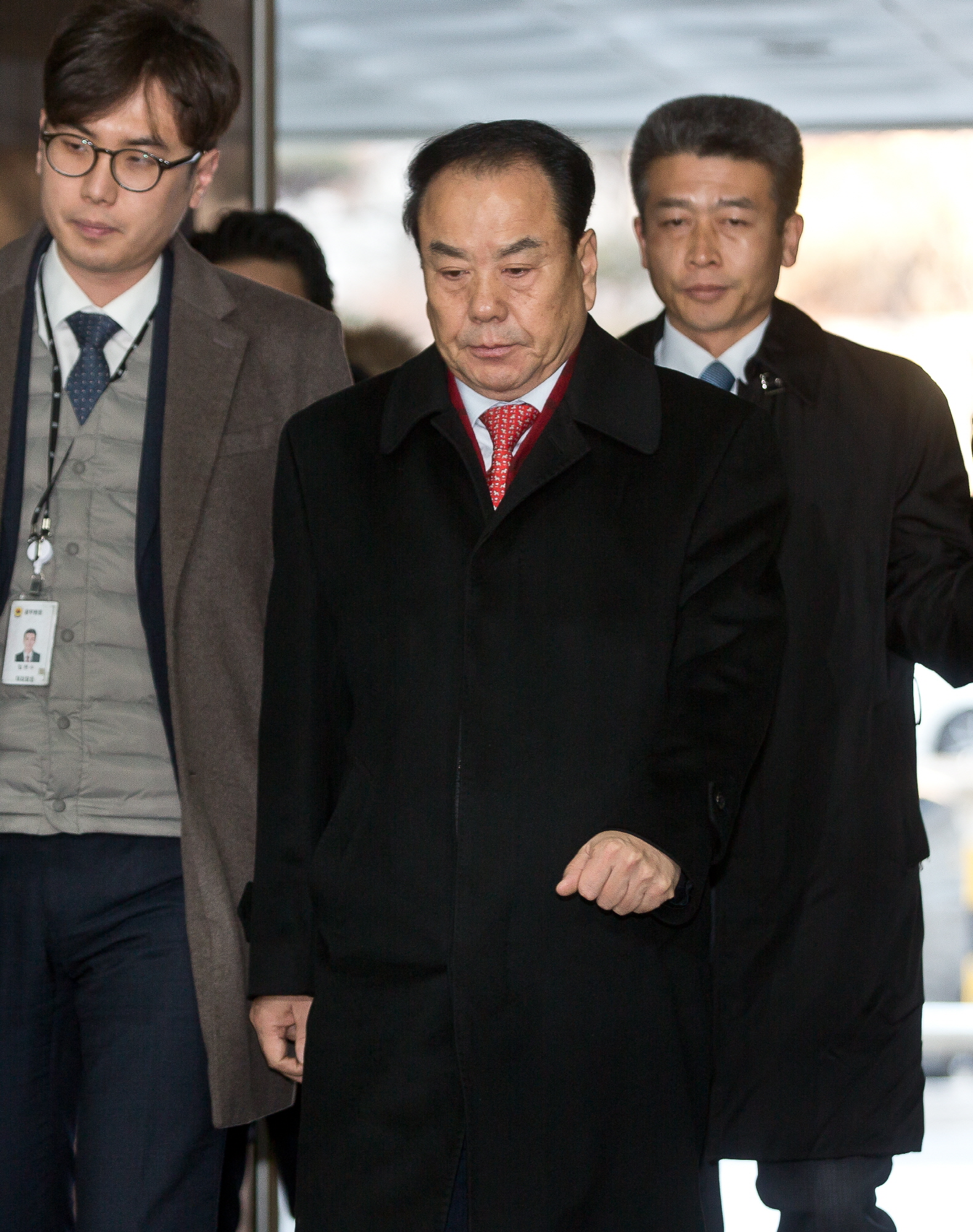 최경환;이우현