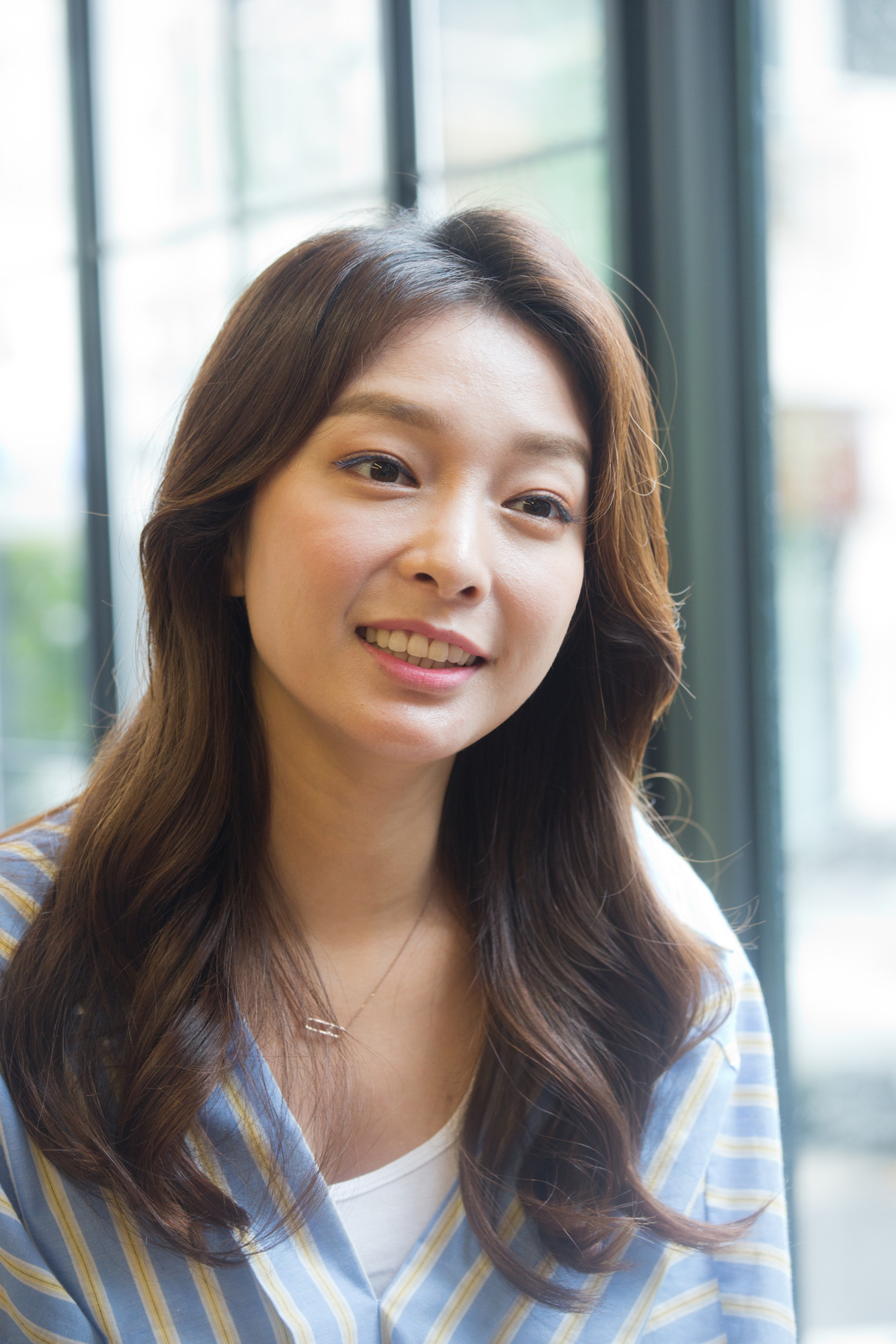 사회;세태;방송;MC;리포터;화가;요가;N잡러