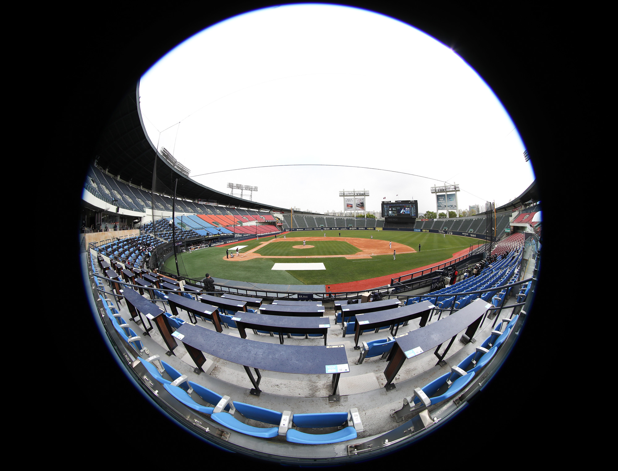 프로야구;코로나프로야구;무관중경기;무관중야구경기;KBO;텅빈관중석;시범경기;연습경기