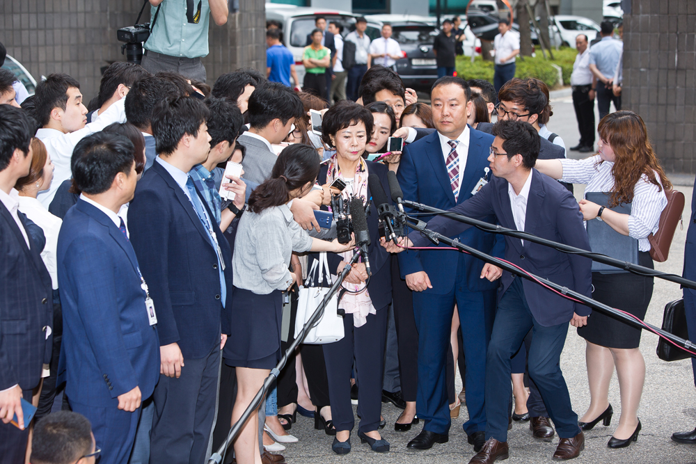 사회/경제/비리/정운호입점로비/롯데그룹/신영